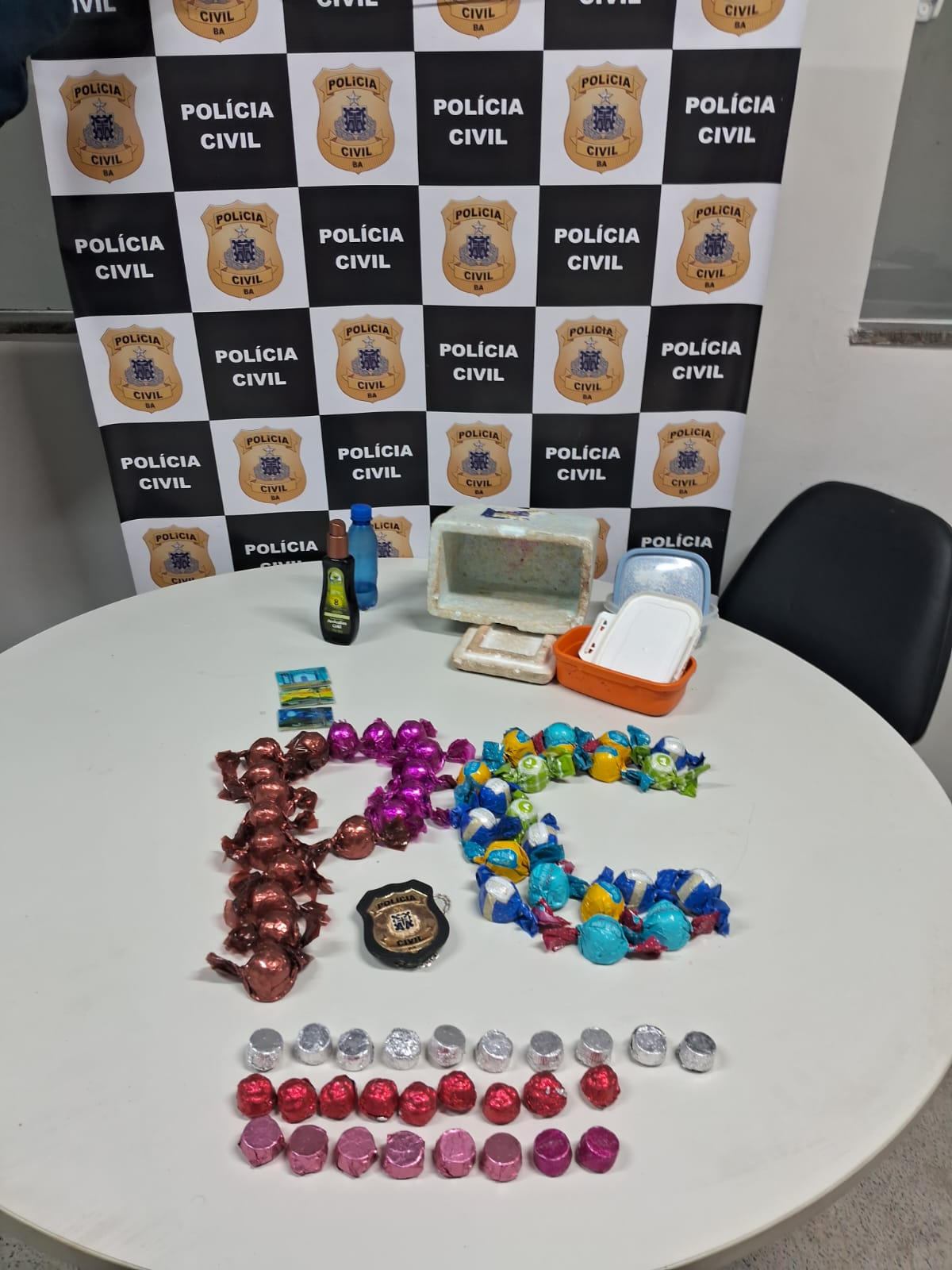 Mulher é presa em Trancoso com trufas recheadas com drogas